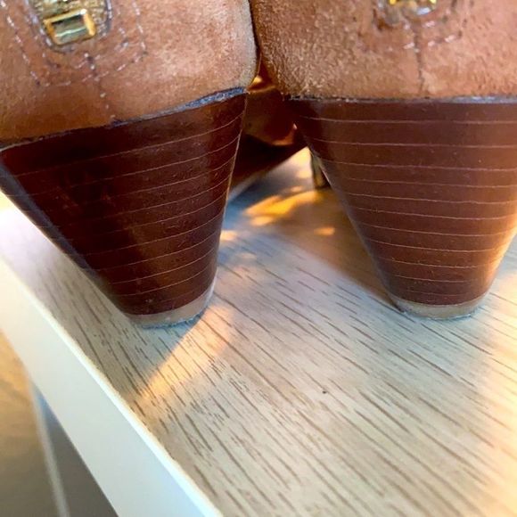 Tory Burch Gladiator Brown Sandal Gold 6 1/2 M Leather Wedge Ankle Strap Boho - Picture 10 of 14